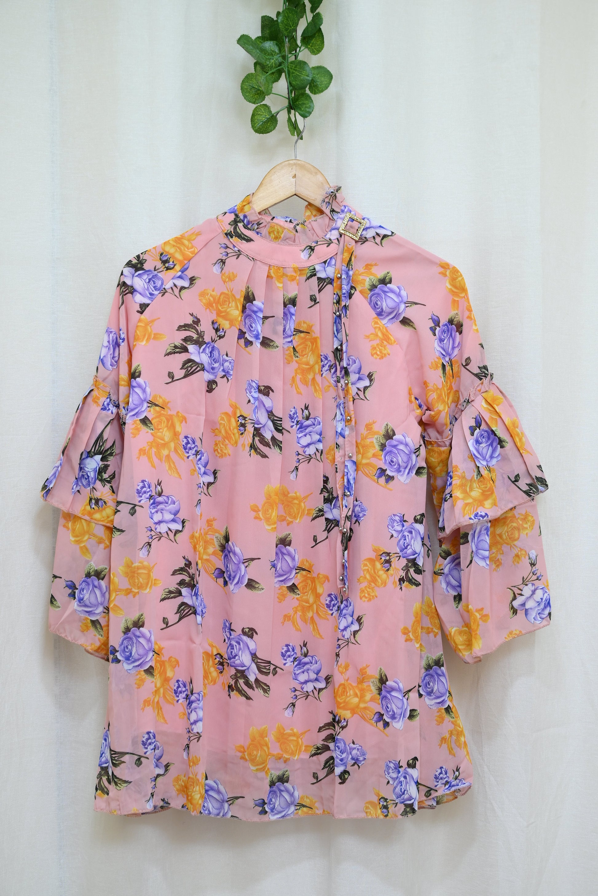 1202-Women’s Imported Printed Top – Round Neck, Short Length | Winter Collection