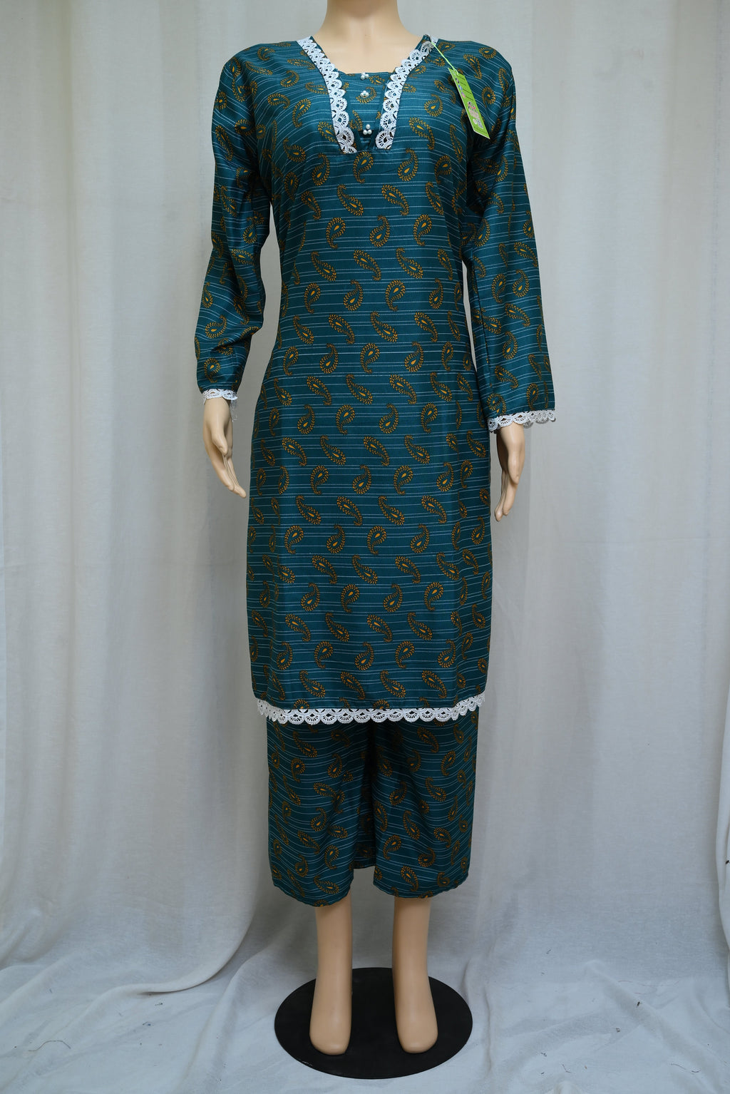 1030-Printed Lawn 2-Piece Set – Round Neck Shirt & Printed Trouser