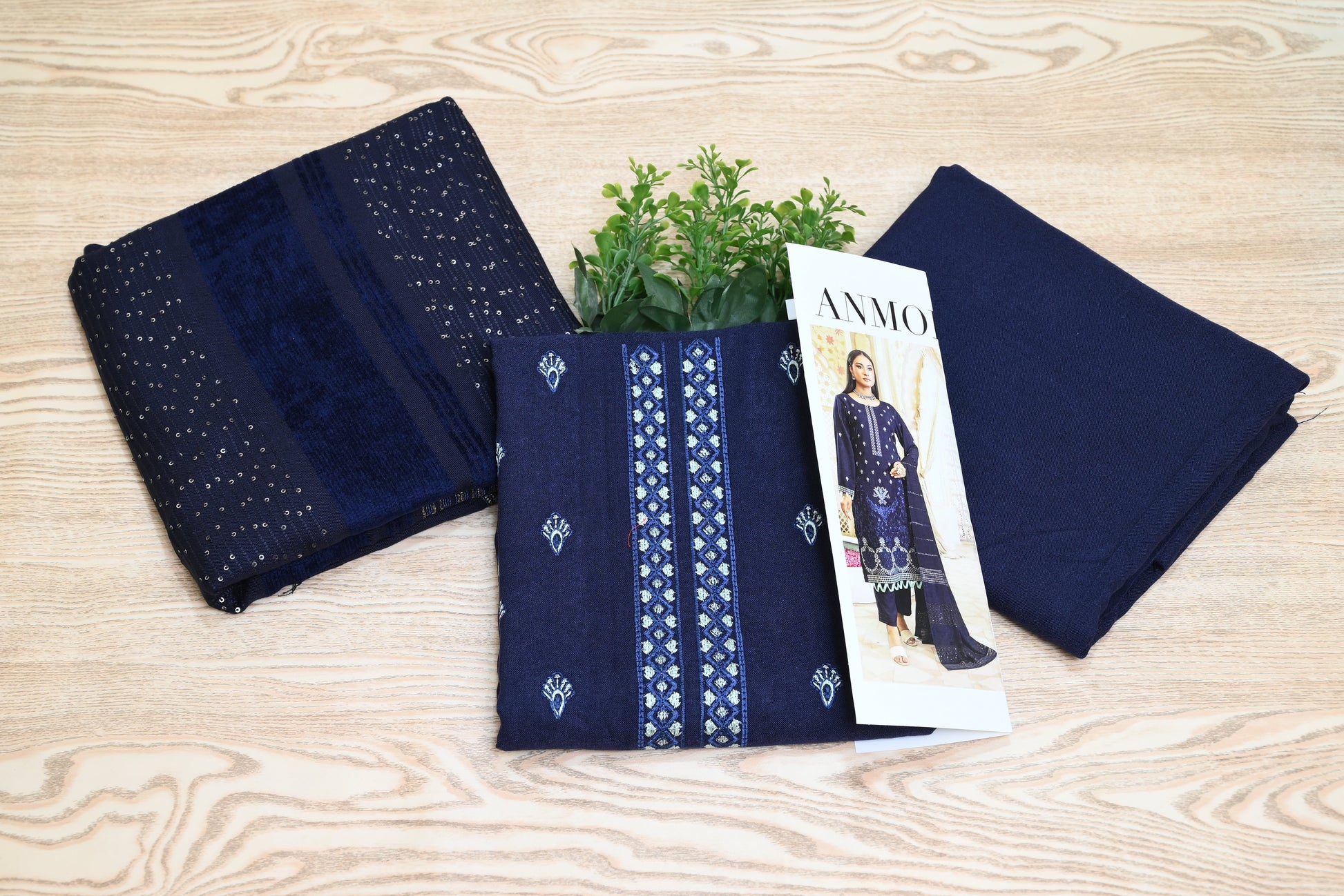 5508- 3-Piece Unstitched Peach Wool Suit – Embroidered Shirt, Velvet Dupatta & Plain Trouser