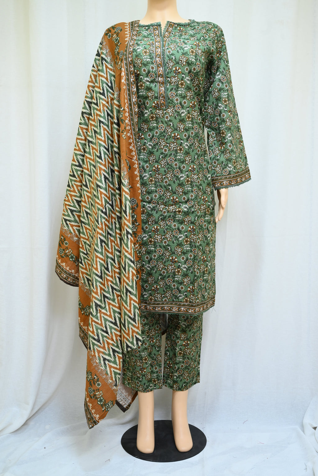 5051-Women's 3-Piece Winter Suit – Printed Khaddar Shirt, Trouser & Dupatta | Round Neck, Long Length