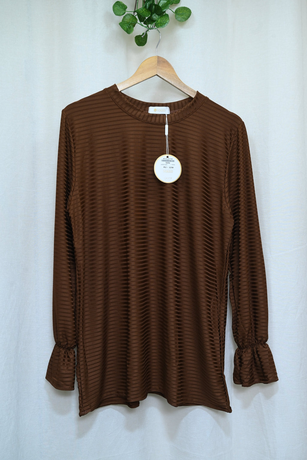 5252-Ladies Western Style Shirts – Trendy Cowgirl Tops with Classic Western Detailing