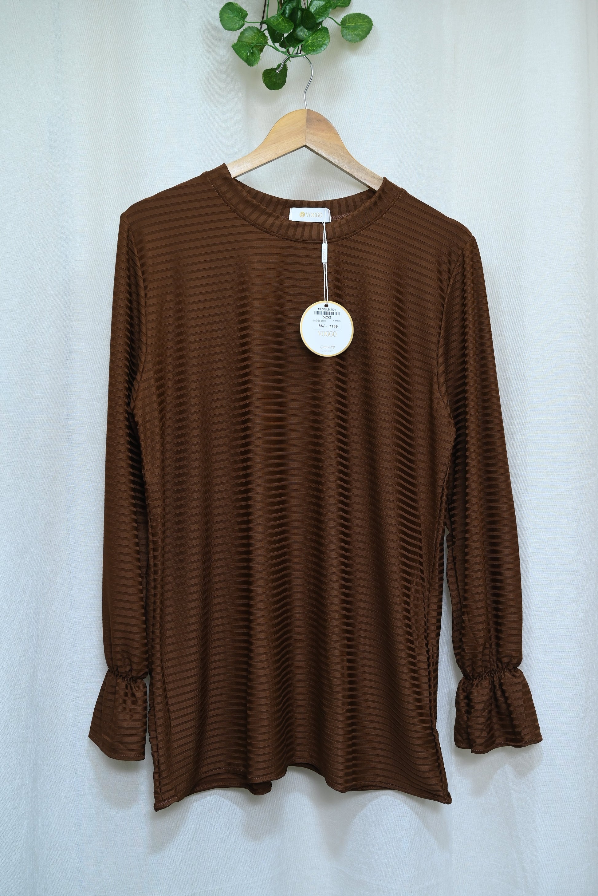 5252-Ladies Western Style Shirts – Trendy Cowgirl Tops with Classic Western Detailing