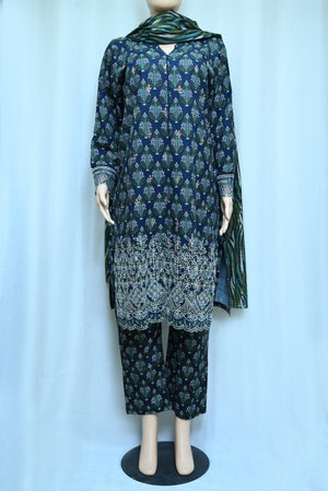 5065-Luxury 3 Piece Khaddar Suit – Premium Winter Collection for Women | Elegant Printed Ensemble