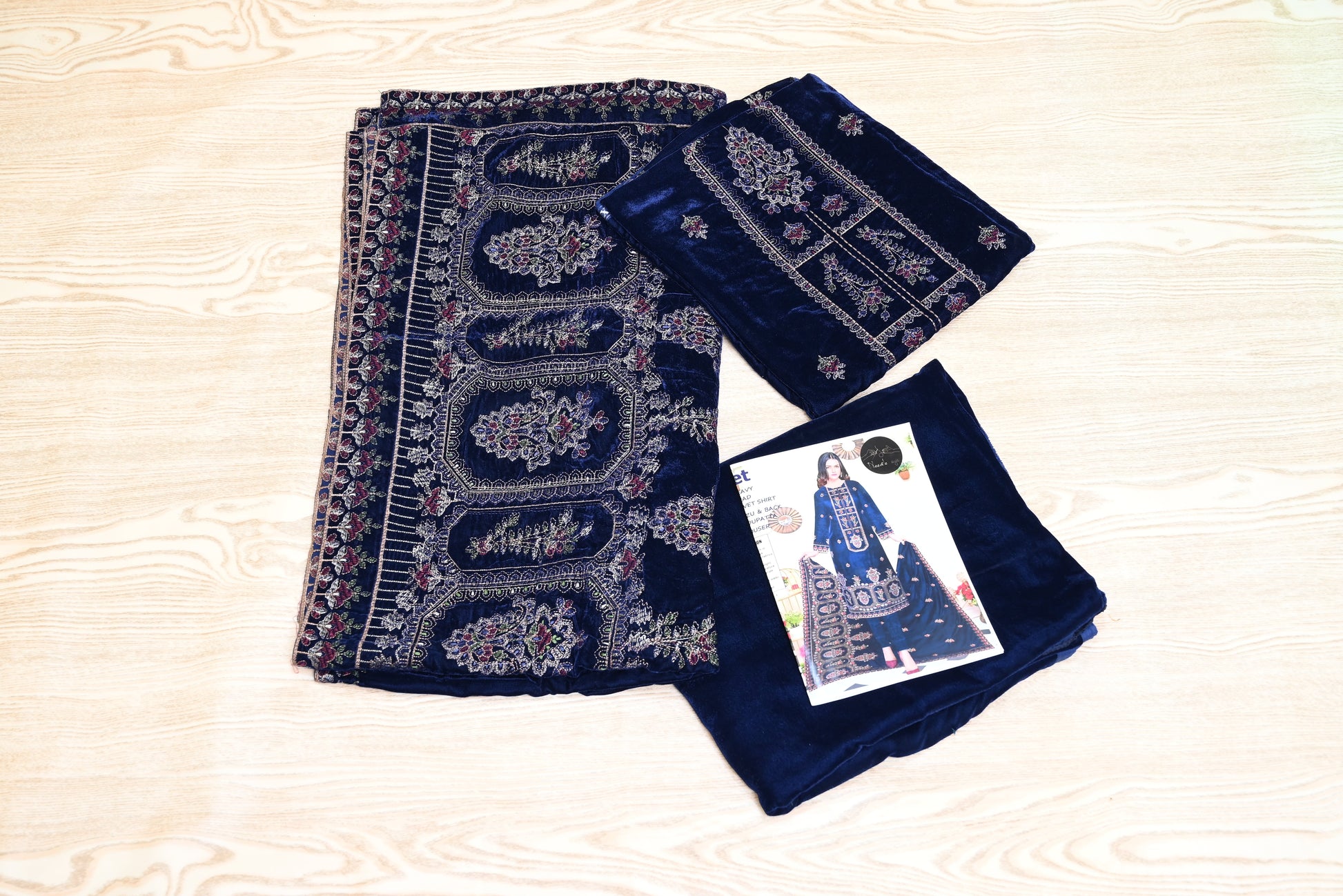 5503-3-Piece Unstitched Micro Velvet Suit – Heavy Embroidered Shirt, Dupatta & Trouser